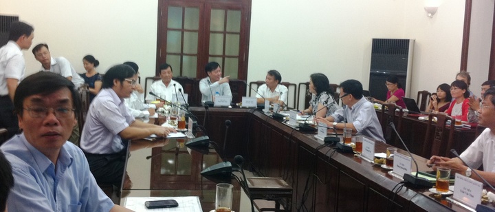 Lương tối thiểu tăng lên 3,1 triệu: Phải bỏ phiếu để chốt 